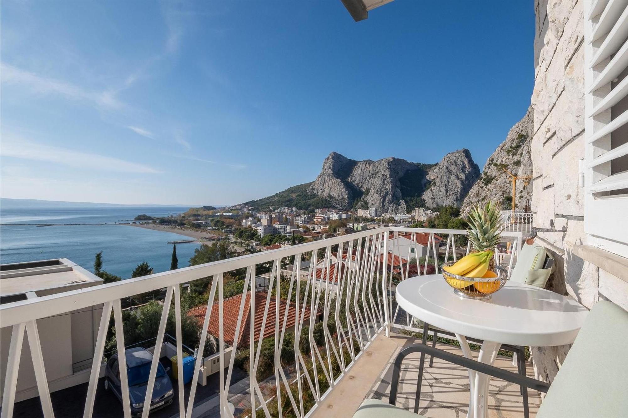 Apartments Ivan - With Parking Omiš Exteriér fotografie